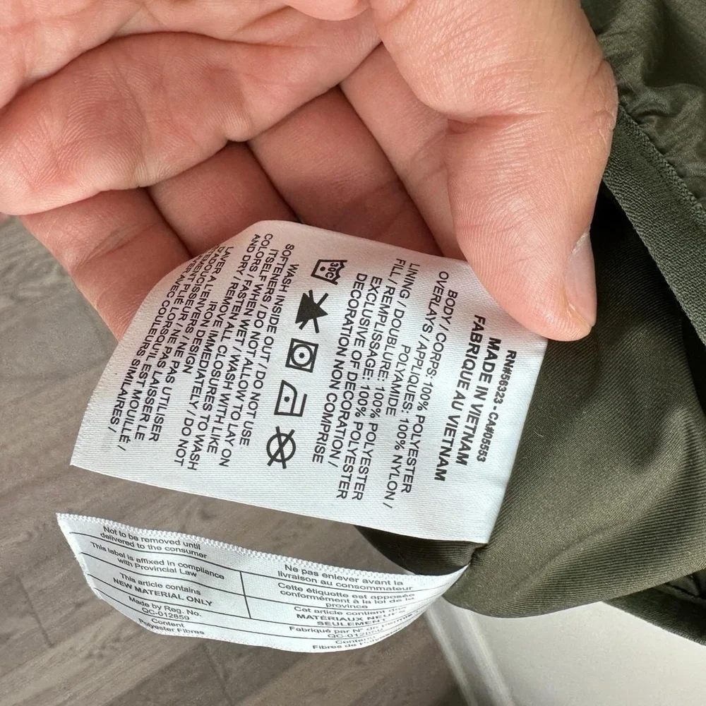 Brand New Nike ACG Primaloft Insulated Hooded Jacket - Picture 8 of 8